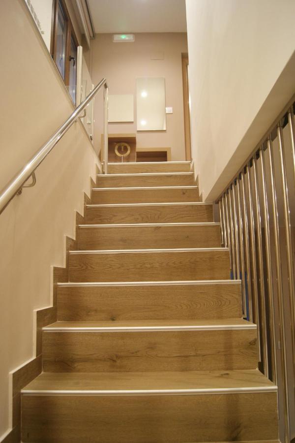 Apartamentos Rurales Penon Blanco Penerudes ภายนอก รูปภาพ