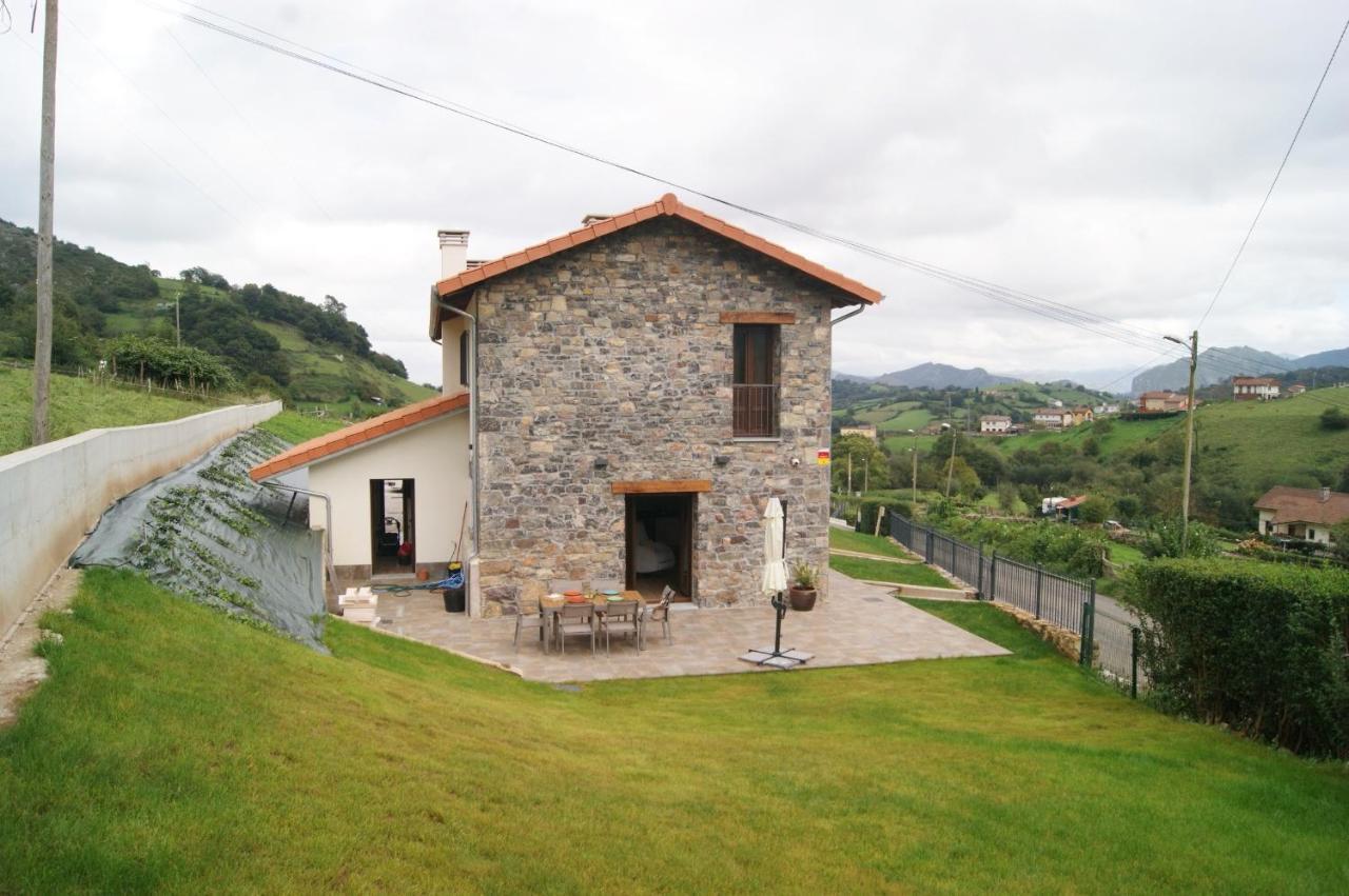 Apartamentos Rurales Penon Blanco Penerudes ภายนอก รูปภาพ