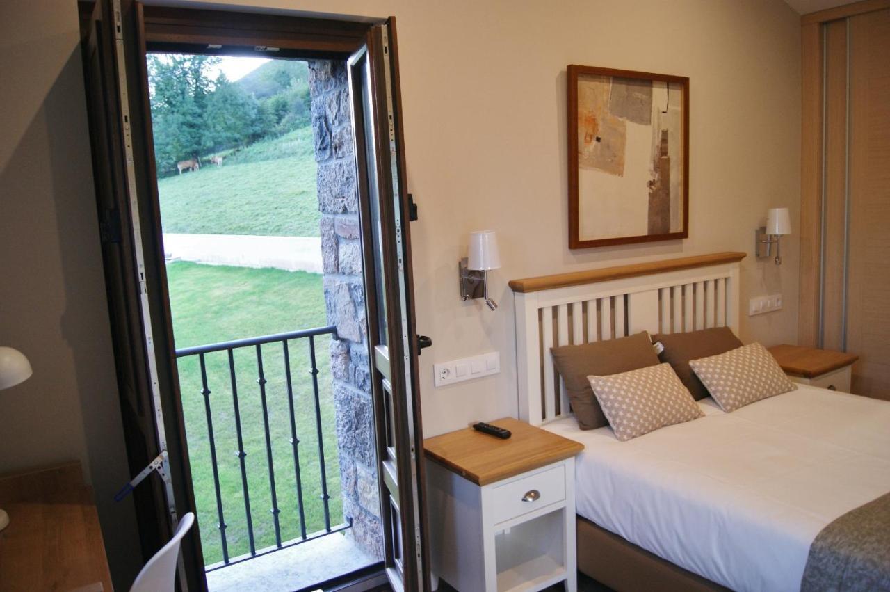 Apartamentos Rurales Penon Blanco Penerudes ภายนอก รูปภาพ
